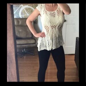 LIQUID BY SIONI OPEN KNIT CROCHET SWEATER TOP S